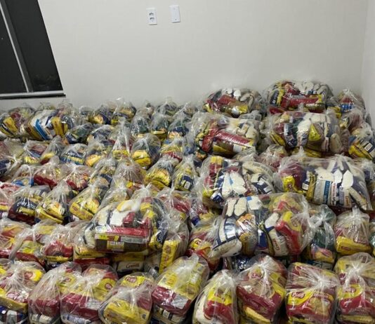 Ministério Público apreende 650 cestas básicas que seriam distribuídas na campanha em Canindé