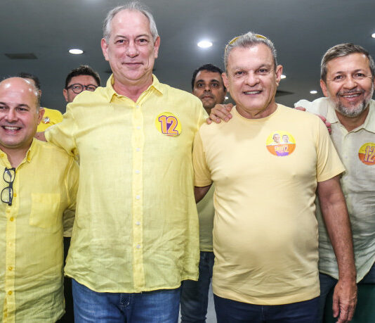 “Premiar o PT é premiar o maior esquema de corrupção da história Cearense”, diz Ciro Gomes sobre críticas de apoio do PDT a André