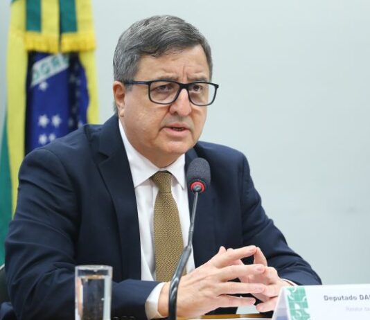 Com 333 assinaturas, deputado Danilo Forte protocola urgência de PL que equipara crime organizado a terrorismo