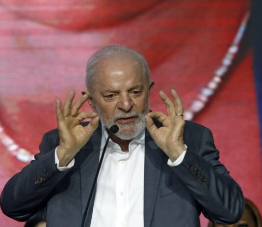 Dívida pública sobe 12 pontos durante o governo Lula, prevê IFI