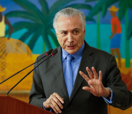 “Só tem golpe quando as Forças Armadas estão dispostas”, diz ex-presidente Michel Temer