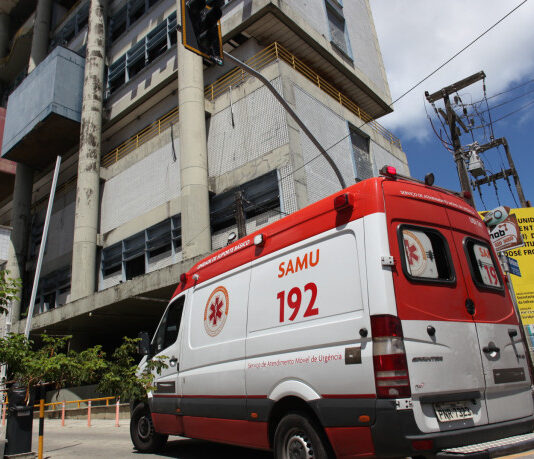 Pandemia da Bala: Bebê de um ano e homem de 20 são baleados no Edson Queiroz
