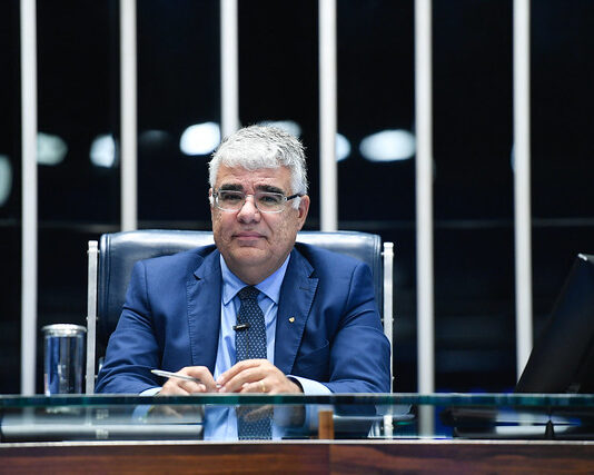 “Pautarei impeachment de ministro do STF e retomarei equilíbrio entre os poderes”, afirma Sen. Eduardo Girão