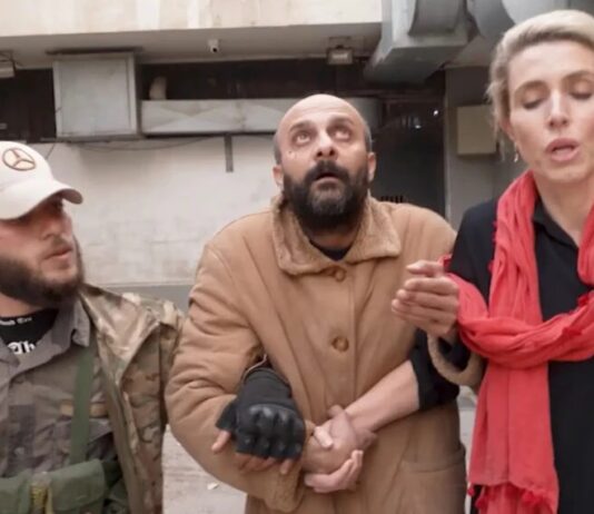 Homem resgatado pela CNN na Síria era torturador da ditadura, diz site