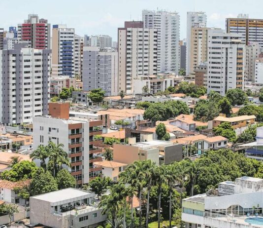 Valor do aluguel comercial dispara e bate recorde no Brasil em 2024