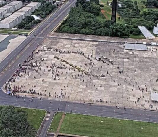 8/1: Ato de Lula na Esplanada dos Ministérios fica esvaziado
