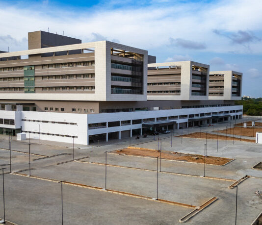 Governo Elmano pagará 196,7 milhões ao Instituto de Saúde e Gestão Hospitalar para gerir hospital Universitário no Ceará