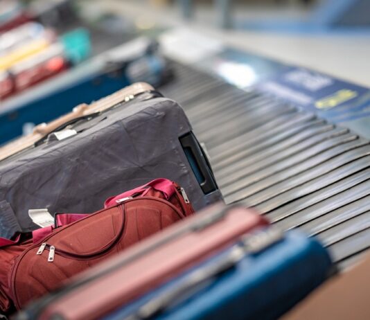 Deputados agora podem usar cota para pagar bagagem despachada