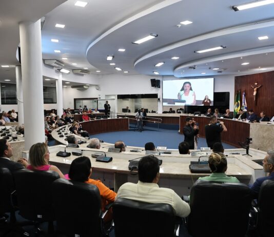 Câmara Municipal de Fortaleza aprova primeiro empréstimo no valor de 66 milhões da gestão Leitão