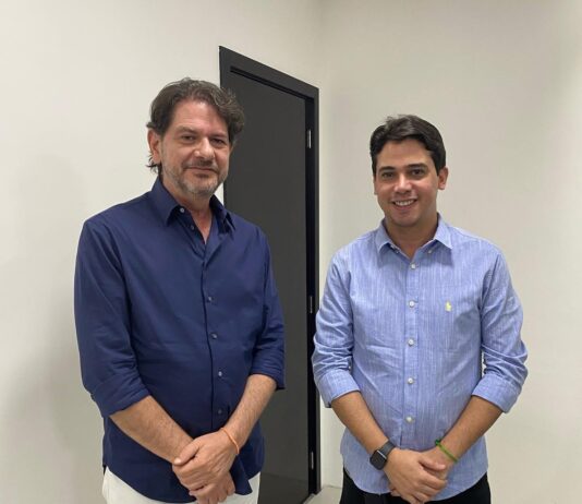 Cid Gomes defende nome de deputado investigado por escândalo de emendas para candidatura ao Senado no Ceará