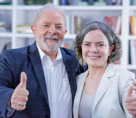 Gleisi Hoffmann será ministra das Relações Institucionais no governo Lula