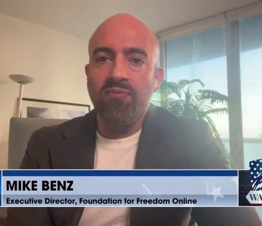 Ex-secretário de Trump: ‘Sem interferência norte-americana, Bolsonaro ainda seria o presidente do Brasil’