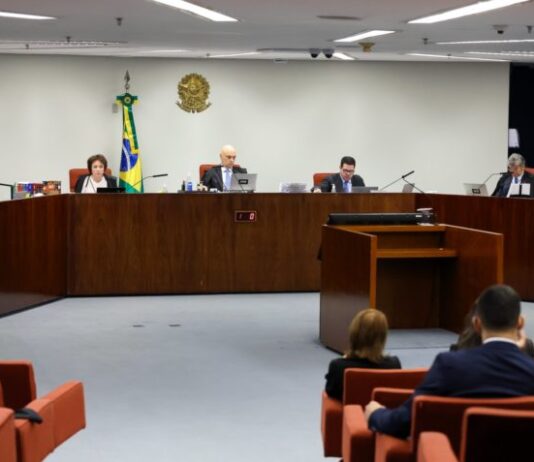 STF marca julgamento de denúncia contra Bolsonaro para 25 de março