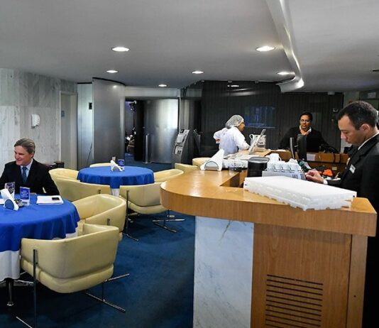 Senado deve gastar R$ 1,4 milhão com café