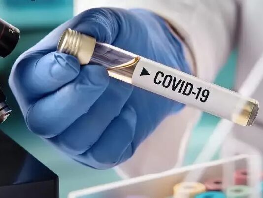 Governo Trump afirma que coronavírus surgiu em laboratório da China e acusa Biden de encobrir o caso