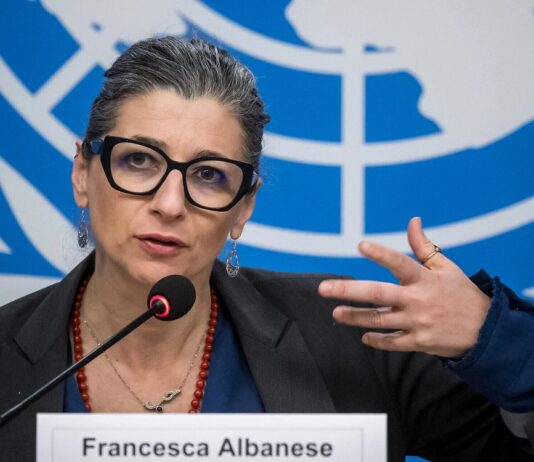 ONU renova mandato de relatora considerado antissemita