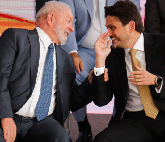 Saída de Juscelino Filho é a 10ª mudança na Esplanada de Lula
