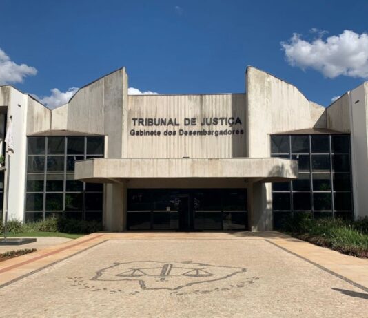 Desembargadores afastados por suspeitas de vendas de sentenças voltam a atuar no TJMS