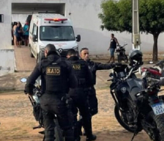 Tentativa de chacina deixa um morto e quatro feridos em bar na cidade de Varjota, no interior do Ceará.