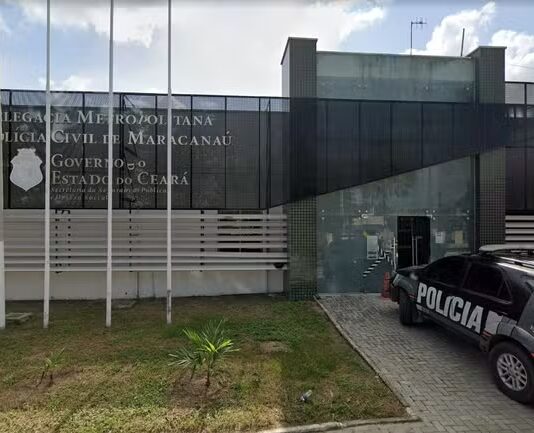 Dois homens são mortos a tiros após serem atingidos em via pública em Maracanaú