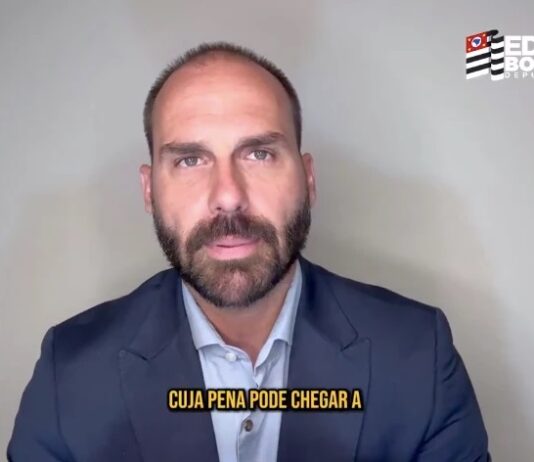“A PGR deu mais um tiro no pé”, afirma Eduardo Bolsonaro sobre inquérito no STF