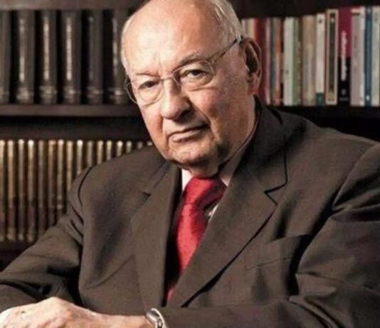 Jurista Ives Gandra diz que ministros do STF legislam e interpretam a lei em causa própria