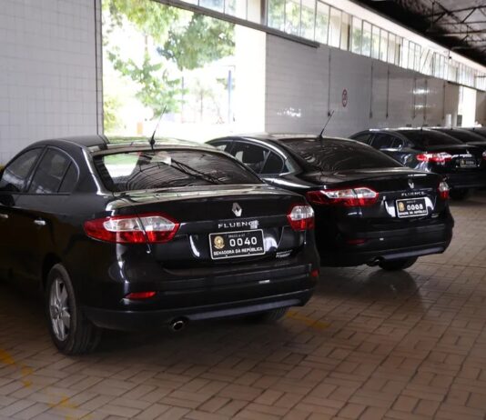 Senado reserva mais de R$ 80 milhões para gastar com carros
