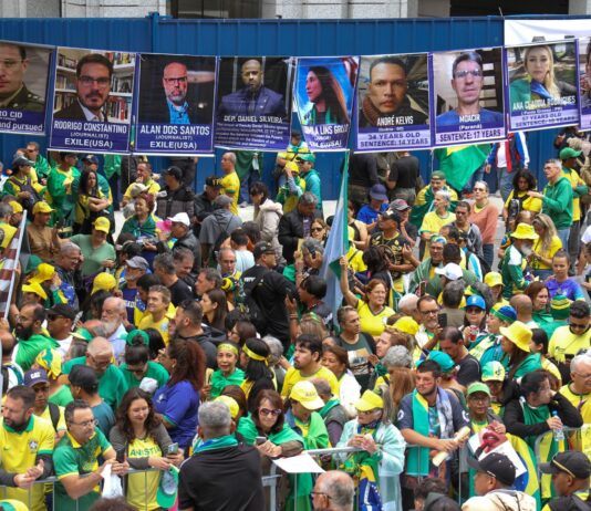 Bolsonaro convoca ato pela anistia para próximo domingo (29) e alerta: “Se jogarmos a toalha, o sistema vence”