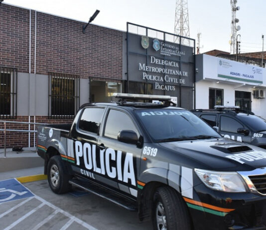 Mãe e filho são mortos a tiros dentro de casa em Pacajus.