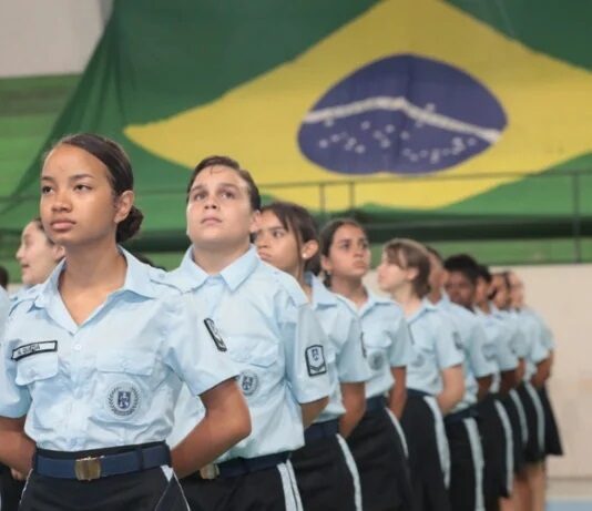 ONU atende pedido do PSOL e sugere ao Brasil o fim das escolas cívico-militares