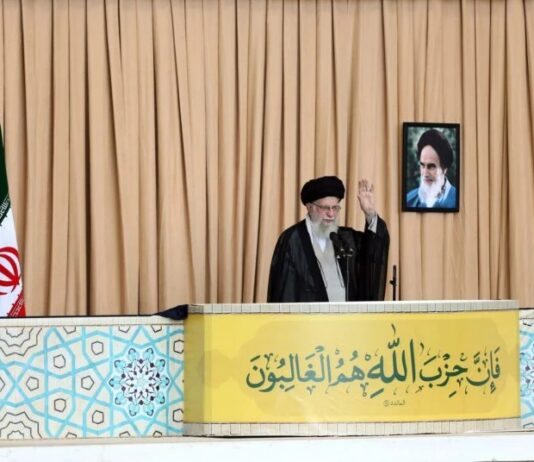 Irã aumenta repressão e bloqueia internet em todo o país