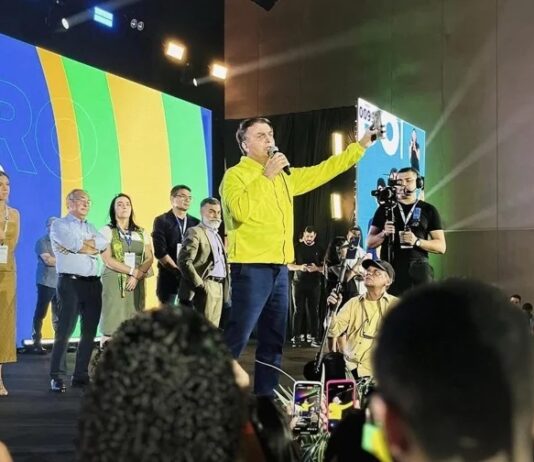 Deputada do PT aciona MP e PF contra evento do PL em Fortaleza com Big Techs.