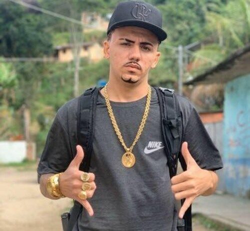 MC diz que recebia até R$ 3 mil para compor músicas para facção de Itarema, no interior do Ceará.