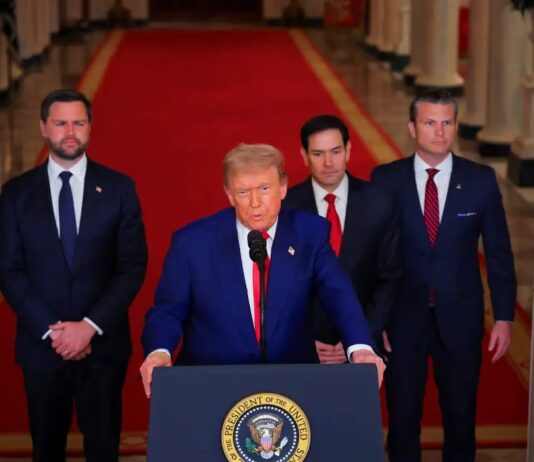 Trump classifica como falsa informação que bombardeios americano não destruíram programa nuclear do Irã