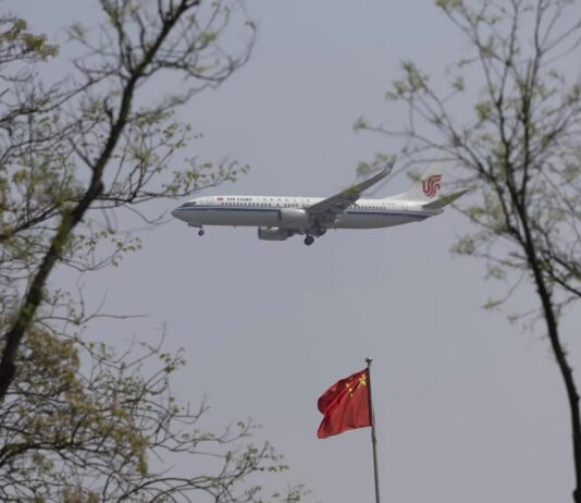 Voos misteriosos entre China e Irã levantam suspeitas de colaboração em meio a conflito com Israel