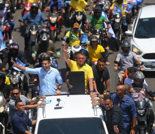 Após ataque de Ciro a Bolsonaro, André descarta apoio a Ciro ou Roberto Claudio e diz que PL terá candidatura própria.