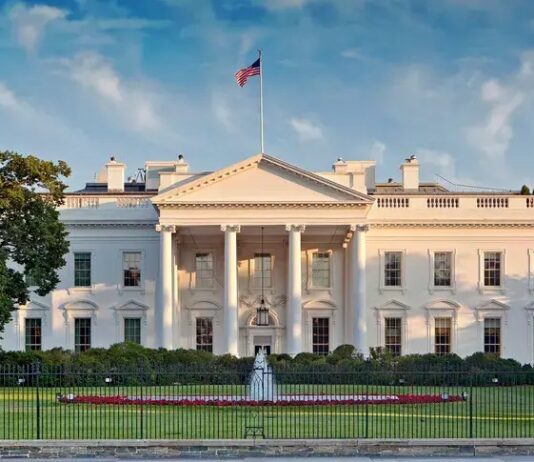 Casa Branca acompanha ação da PF contra Bolsonaro em tempo real