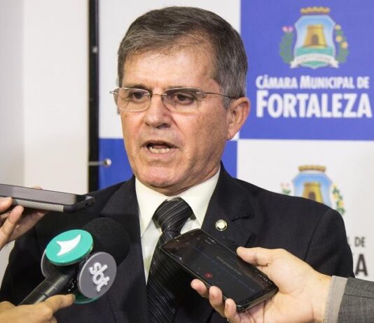 Novo lança pré-candidatura do general Guilherme Theophilo ao Senado, no Ceará.