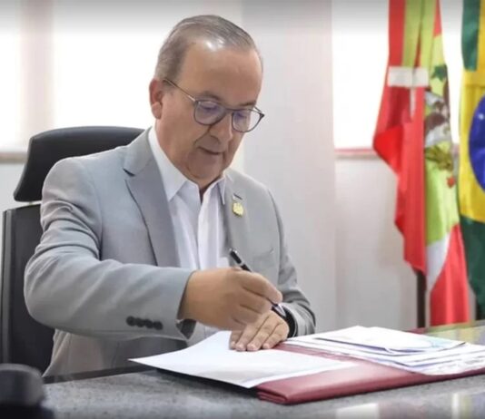 Pacotaço zera ICMS de alimentos e amplia incentivos para indústria em Santa Catarina