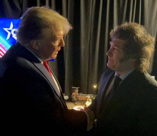 Governo Milei anuncia acordo para argentinos entrarem nos EUA sem visto