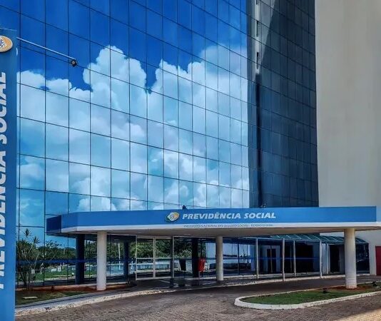 INSS se cala sobre não processar sindicato ligado ao irmão de Lula