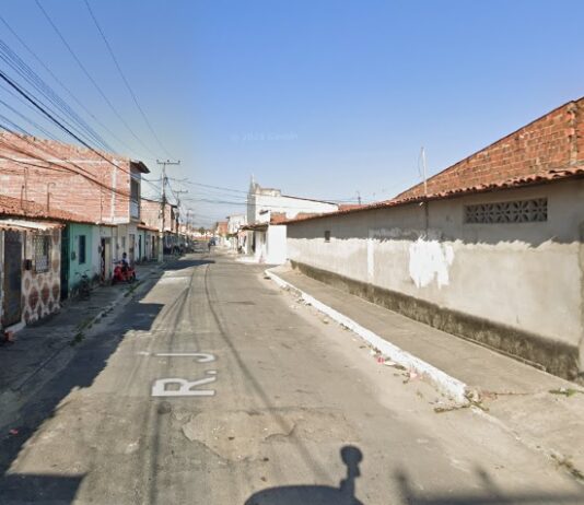 Homem é morto a tiros e criança é baleada em ataque na Região Metropolitana de Fortaleza