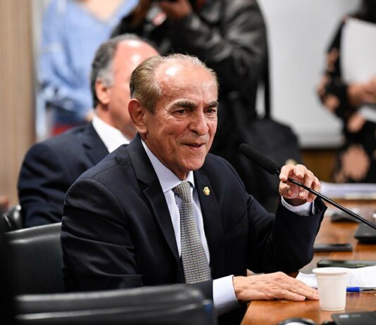 Novo Código Eleitoral descarta voto impresso e prevê responsabilização por “desinformação”