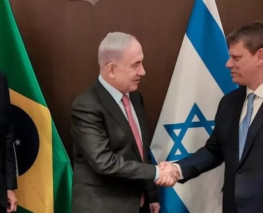 Mossad à paulista: Tarcísio investe em armas e softwares israelenses sob protesto da esquerda