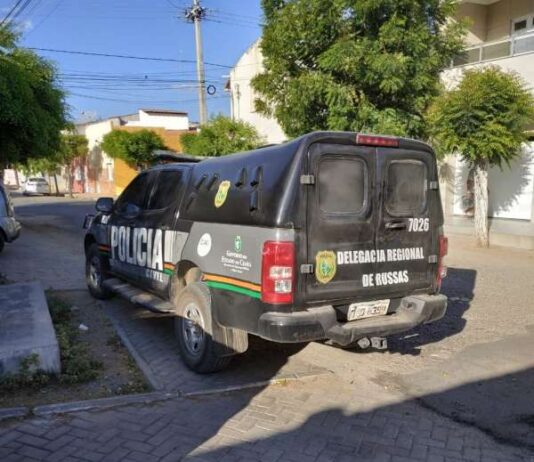 Casal é morto a tiros e irmão de uma das vítimas é baleado em Quixeré