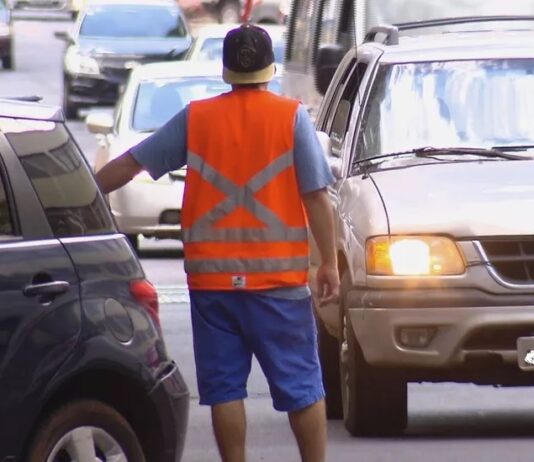 STF decidirá se estados e municípios podem proibir atuação de flanelinhas nas ruas