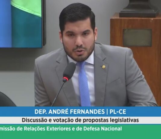 Com participação do deputado André Fernandes, CREDN aprova moção de apoio ao ex-presidente Jair Bolsonaro.