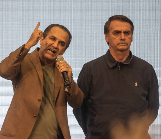 Operação contra Bolsonaro e Malafaia não traz materialidade de crimes e foca em expor ruído político