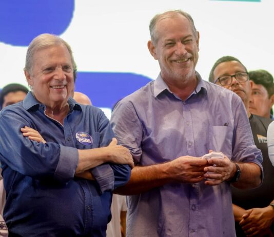 Ciro Gomes acerta retorno ao PSDB, evento de filiação deve acontecer em agosto.