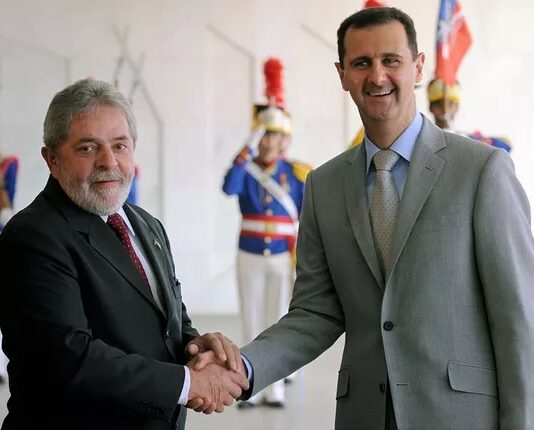 Ministério da Justiça pede investigação contra Bolsonaro por associar Lula a regime de ex-ditador sírio